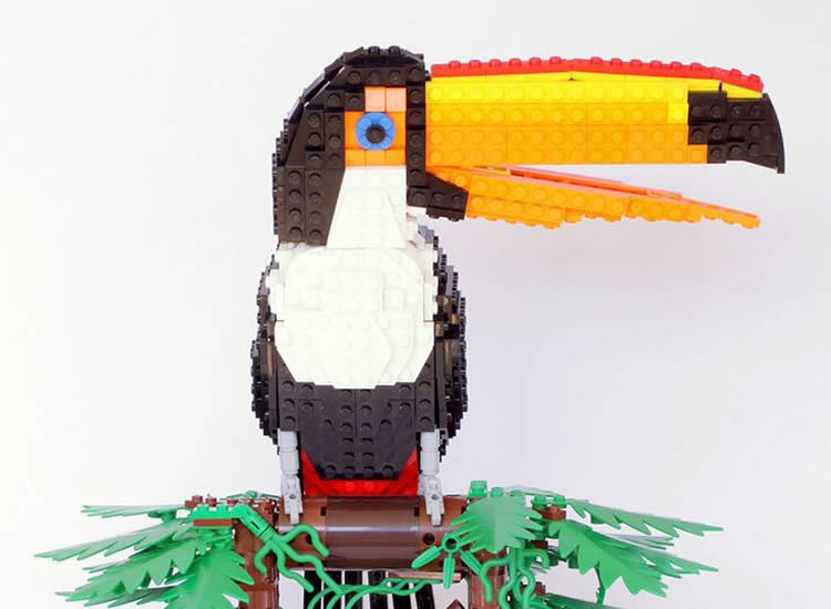 diferents ocells fets amb Lego: cadernera, mussols, bernat pescaire, àliga, kiwi...