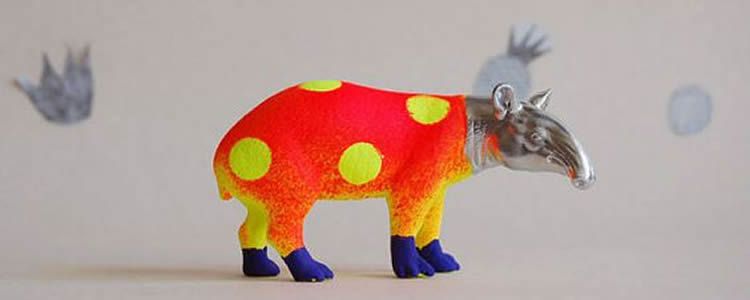 Animals de plàstic per pintar i decorar amb els nens