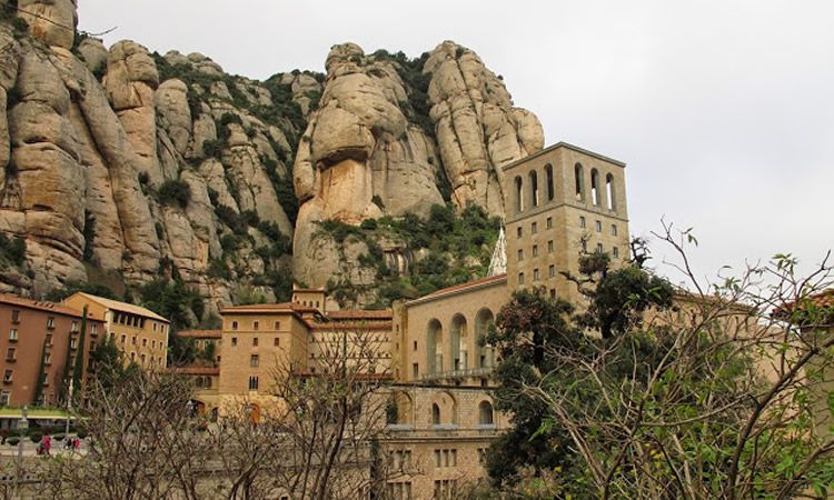 Del Monestir de Montserrat a Sant Jeroni amb nens
